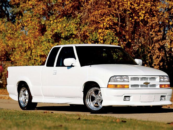 2003 Chevy S10 front Bumper View