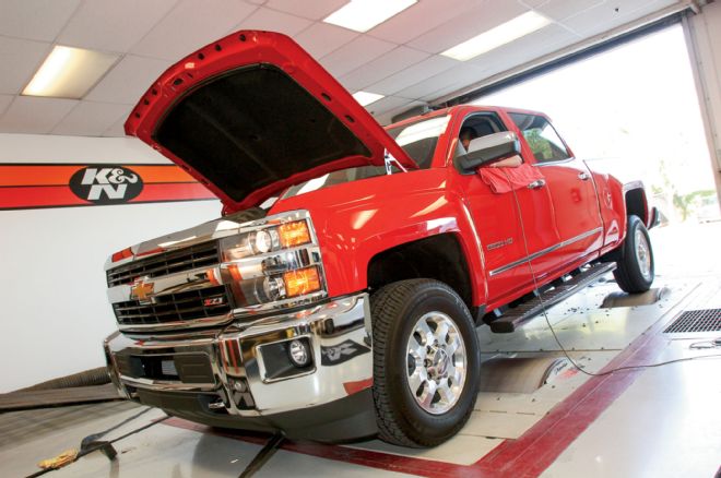 2015 Chevrolet Silverado 2500hd Z71 Front Three Quarter Open Hood