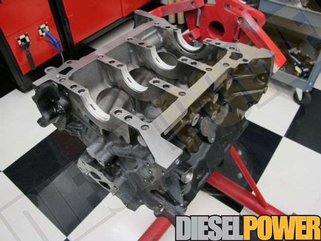 Inside The VM Motori 3.0L V6 Diesel Engine