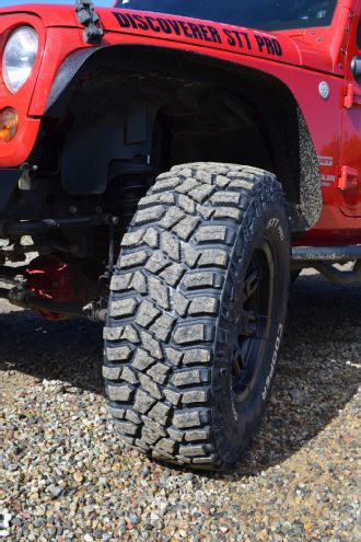 Discoverer STT Pro Tread