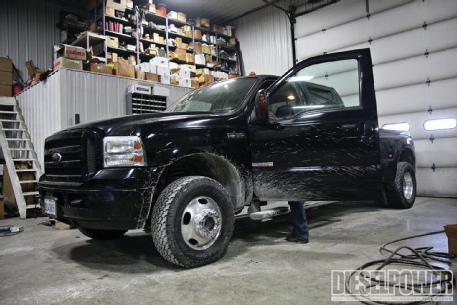 Archoil AR9100 2005 Ford F 350 Front View