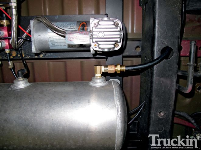 Hornblasters Train Horn Install - Oh What A Blast