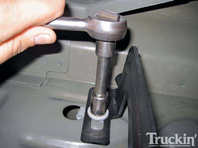Accessorizing Affordably - Truckin Tech