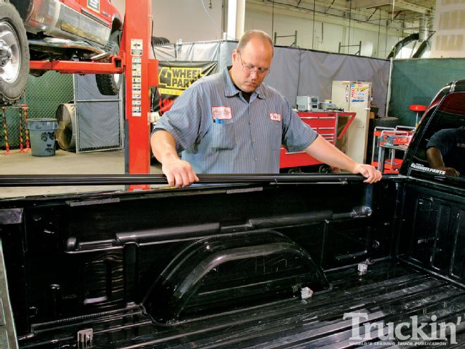Flip It - Bakflip Tonneau Cover Install