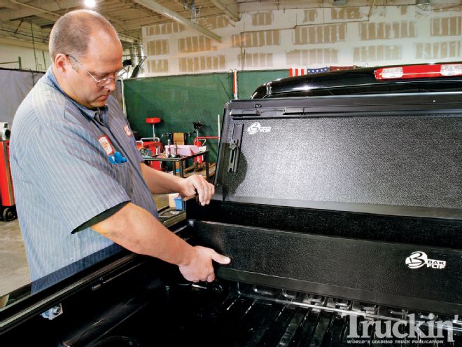 Flip It - Bakflip Tonneau Cover Install
