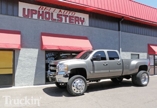 2009 Chevy Silverado 3500 Buildup - Anatomy Of A Custom Truck