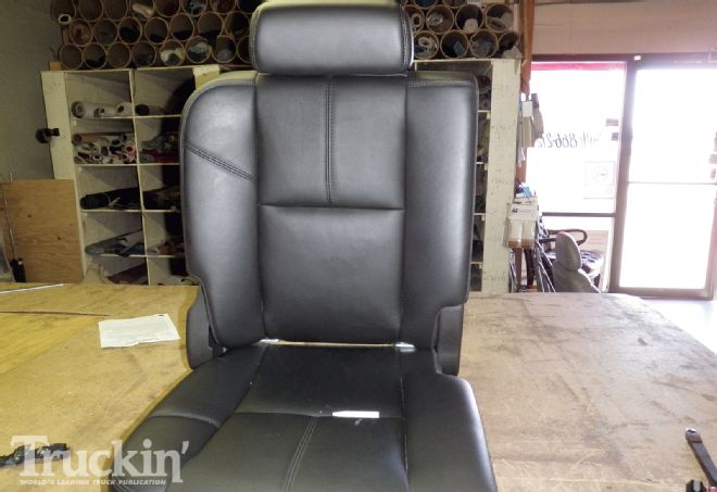 2009 Chevy Silverado 3500 Buildup - Anatomy Of A Custom Truck