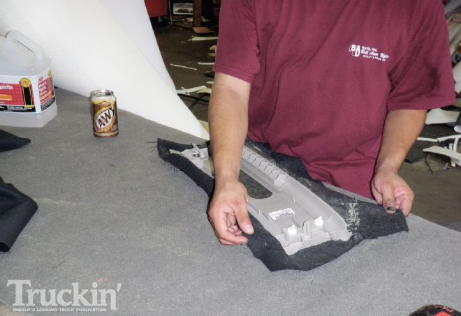 2009 Chevy Silverado 3500 Buildup - Anatomy Of A Custom Truck