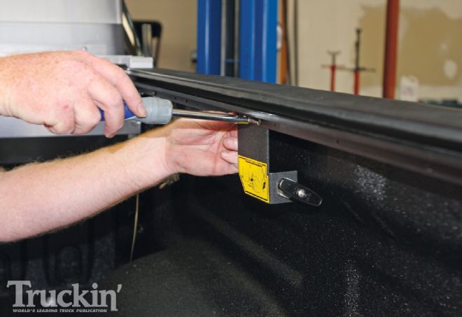 Roll-N-Lock E-Series Tonneau Cover - Versatile Bed Vault