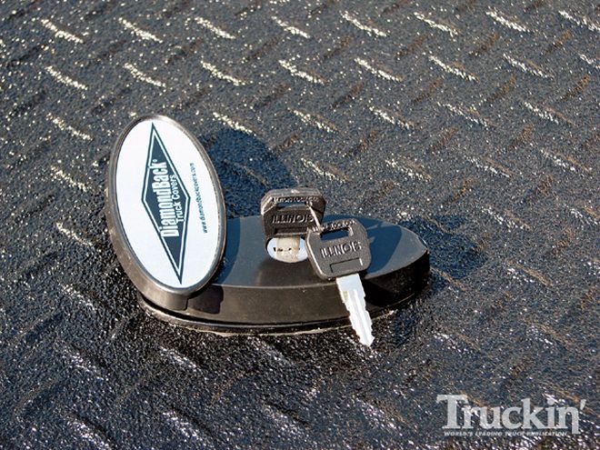 DiamondBack HD-X Tonneau Cover - DiamondBack Tonneau