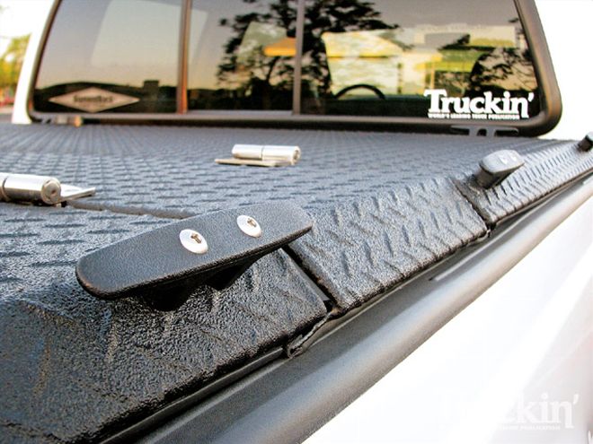 DiamondBack HD-X Tonneau Cover - DiamondBack Tonneau