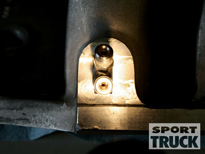 Building A Big Block for Nitrous Oxide - Building For A Big Hit
