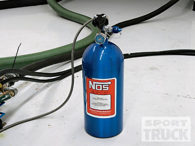 Building A Big Block for Nitrous Oxide - Building For A Big Hit