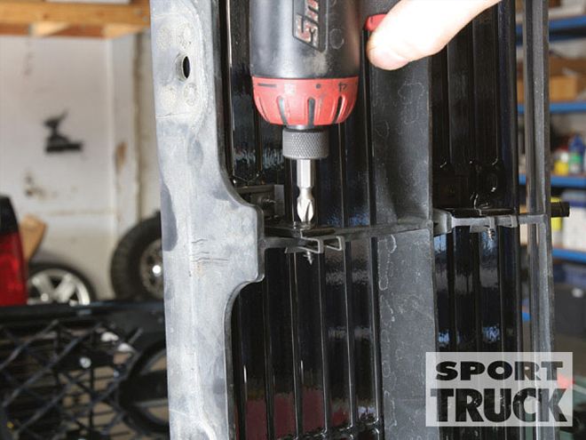 2008 Nissan Titan Billet Grille Install - Grille Master