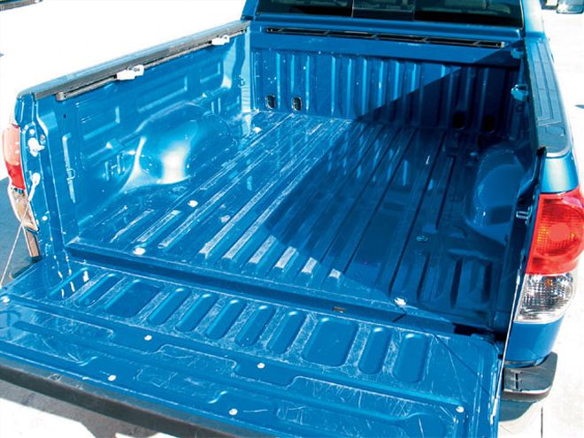 Snugtop Super Sport Shell on a 2007 Toyota Tundra - Security With Style