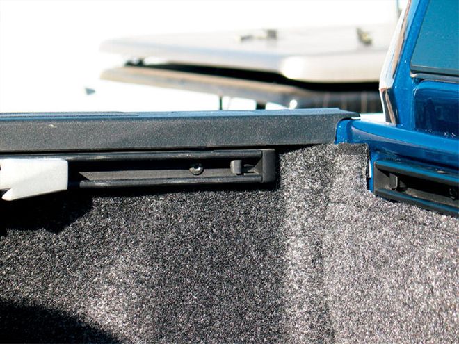 Snugtop Super Sport Shell on a 2007 Toyota Tundra - Security With Style