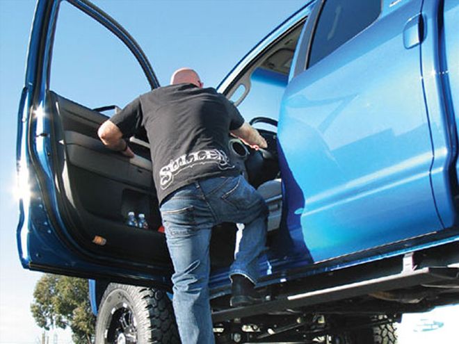 2007 Toyota Tundra Amp Research Power Step Install power Step