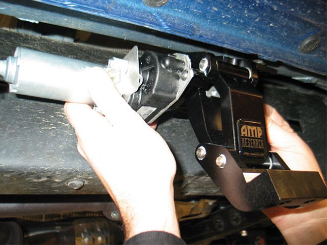 AMP Research Power Step Install on a 2007 Toyota Tundra - Ease Er On In