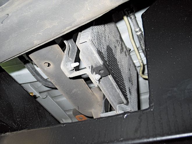 GMC Sierra Crew Cab Replacement Fuel Tank - The Longest Haul