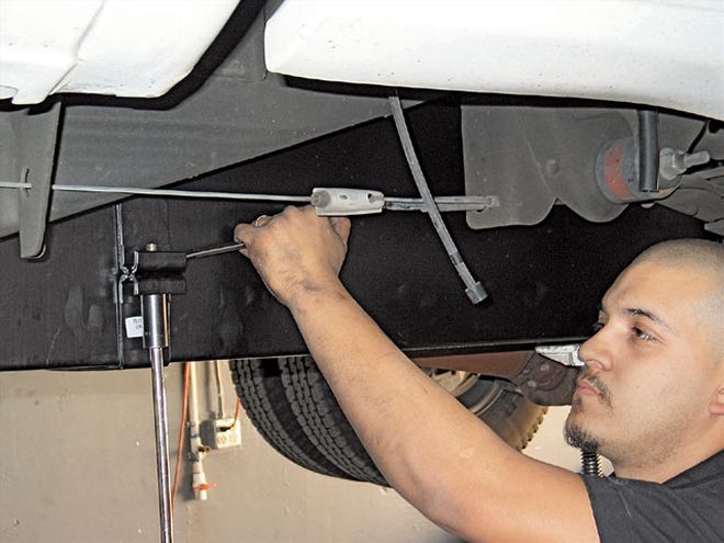 GMC Sierra Crew Cab Replacement Fuel Tank - The Longest Haul