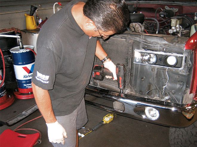 1988-1998 Chevrolet Silverado - On the Road to Custom Style