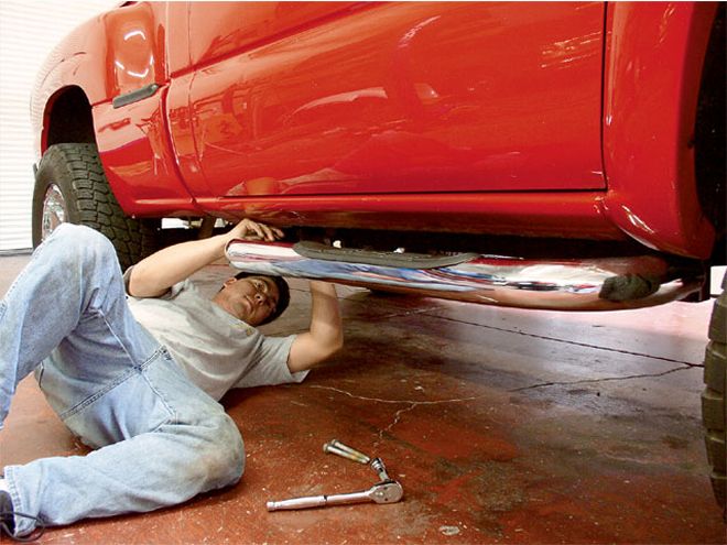 Custom 2000 GMC Sierra Accessory Installs - Looking The Part
