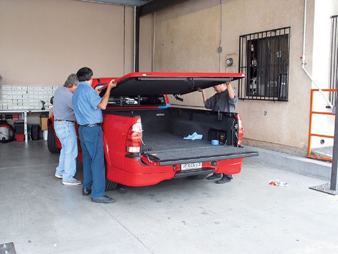 Installing A Tonnneau Cover On A Toyota Tacoma - Truck Trunk!