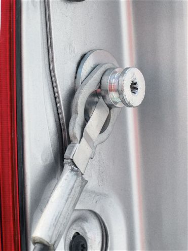 EZ Down Tailgate Damper Install - Smooth Operator