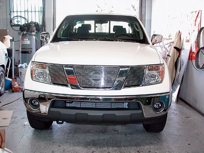 Stull Grille Install On Nissan Trucks - 2 Trucks, 2 Grilles