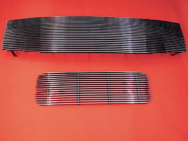 Stull Grille Install On Nissan Trucks - 2 Trucks, 2 Grilles