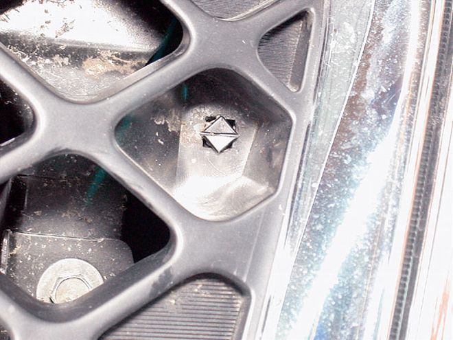 Stull Grille Install On Nissan Trucks - 2 Trucks, 2 Grilles