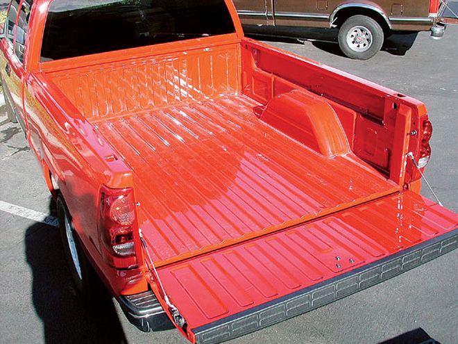 Penda Skid Resistor Bedliner in a 2003 Chevy Silverado - Durable Drop-In
