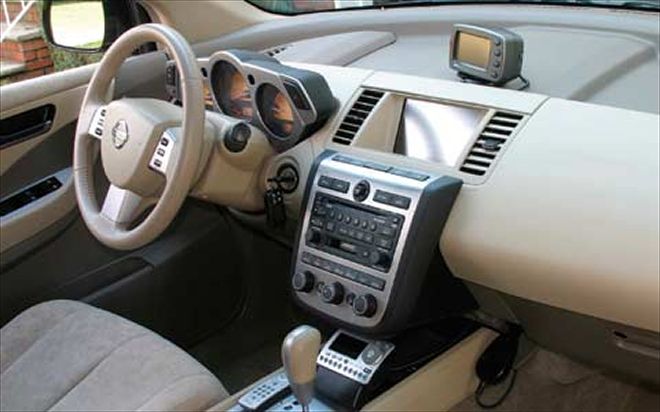2004 Nissan Murano Suv interior