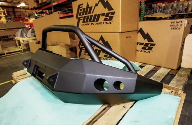 2004 Chevy 2500HD - Off Road Tough Fab Fours Bumpers Install