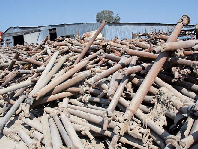 Finding Used Truck Parts At Junk Yards