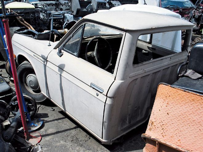 Finding Used Truck Parts At Junk Yards