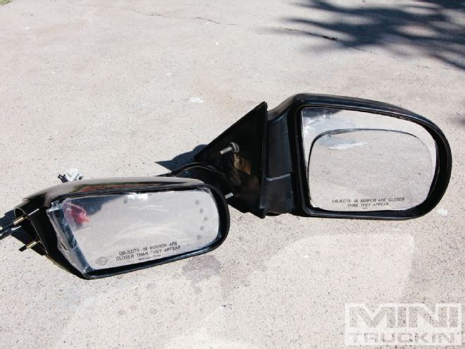 Street Scene Mirrors - Better Backward Vision