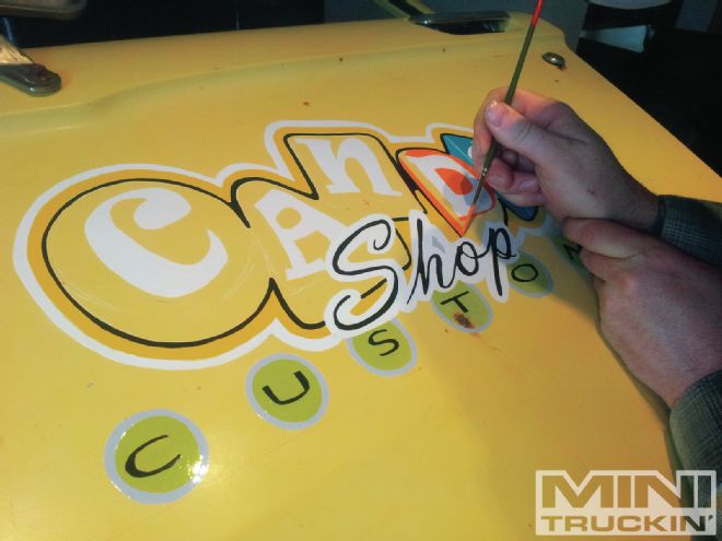 Auto Art 101: Pinstriping and Lettering