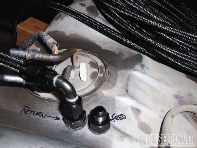 Budget Fueling With A Swap Meet Transfer Tank