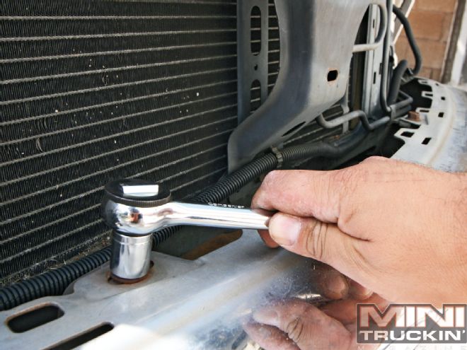 GMC Sonoma Front End on a Chevy S10 - Nose Job