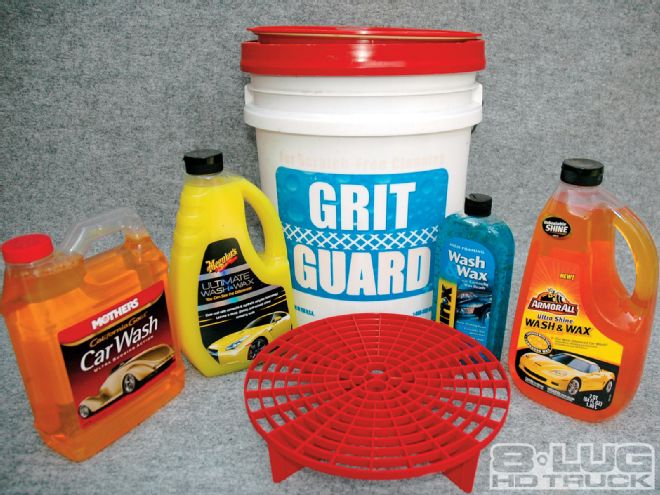Truck Cleaning Guide - Fall Cleanup