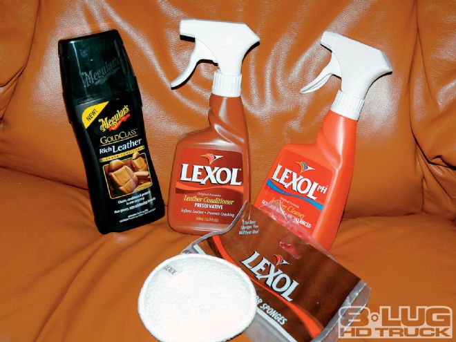 Truck Cleaning Guide - Fall Cleanup