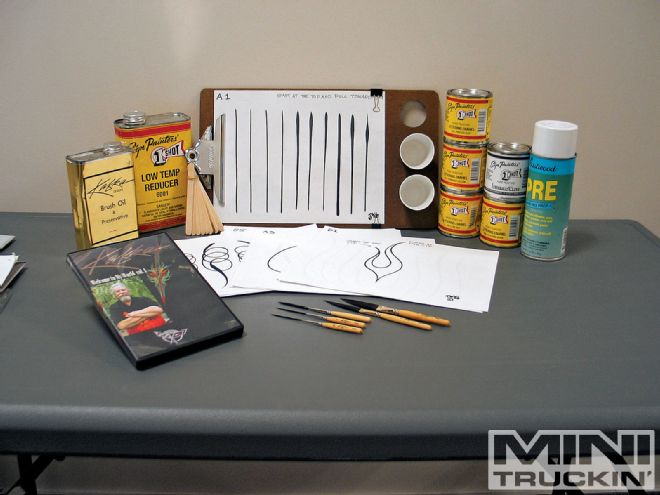 Learning The Basics Of Pinstriping