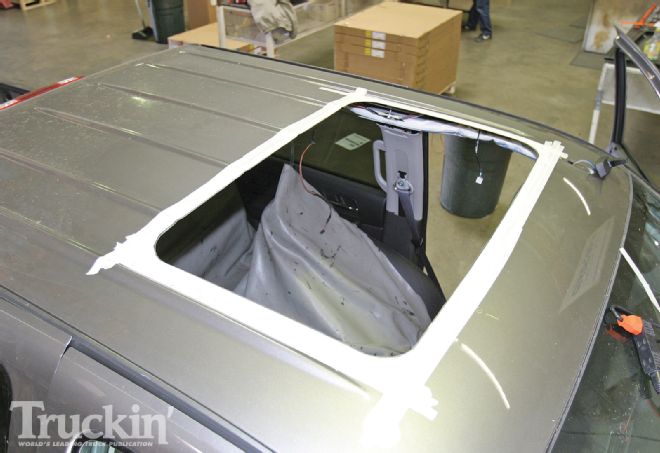 Webasto Hollandia TVS 900 ST Sunroof - Satisfying Sunroof
