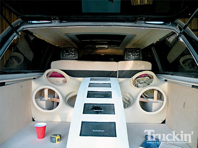 2008 Ford F450 Super Duty Buildup - Inside Look At The SEMA Crunch