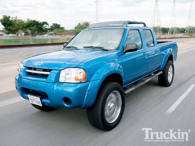 nissan Frontier Custom Paint Job left Front Angle