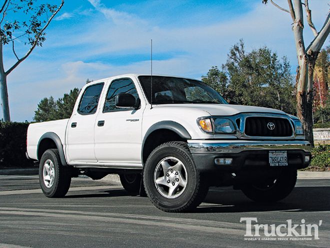 2004 Toyota Tacoma Prerunner front Passenger Side