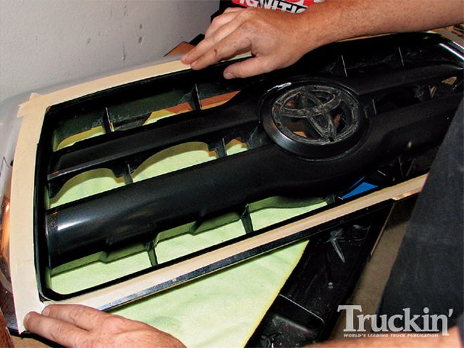 2007 Toyota Tacoma - Grilles For 3 Bills - Tech