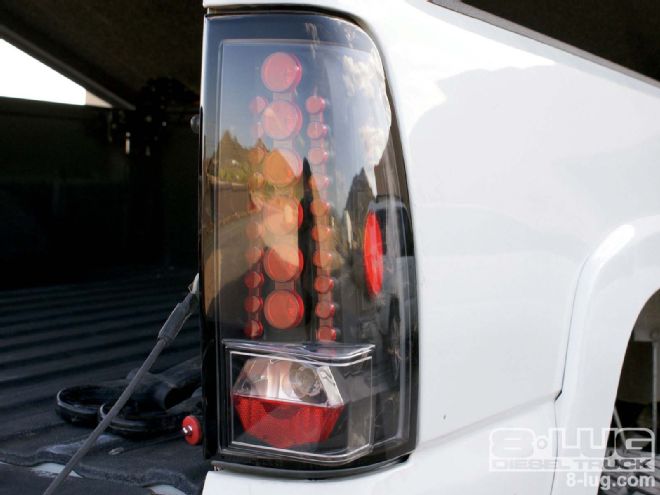 Full-On 2004 GMC 2500 Diesel Truck Buildup, Part 2 - Build It Continued...