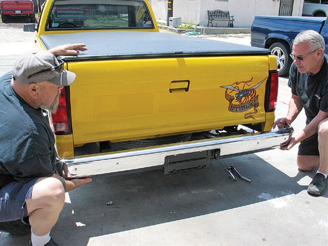 Rear Bumper Conversion On A 1989 Chevy S10 - Swapped, Shaved & Shined